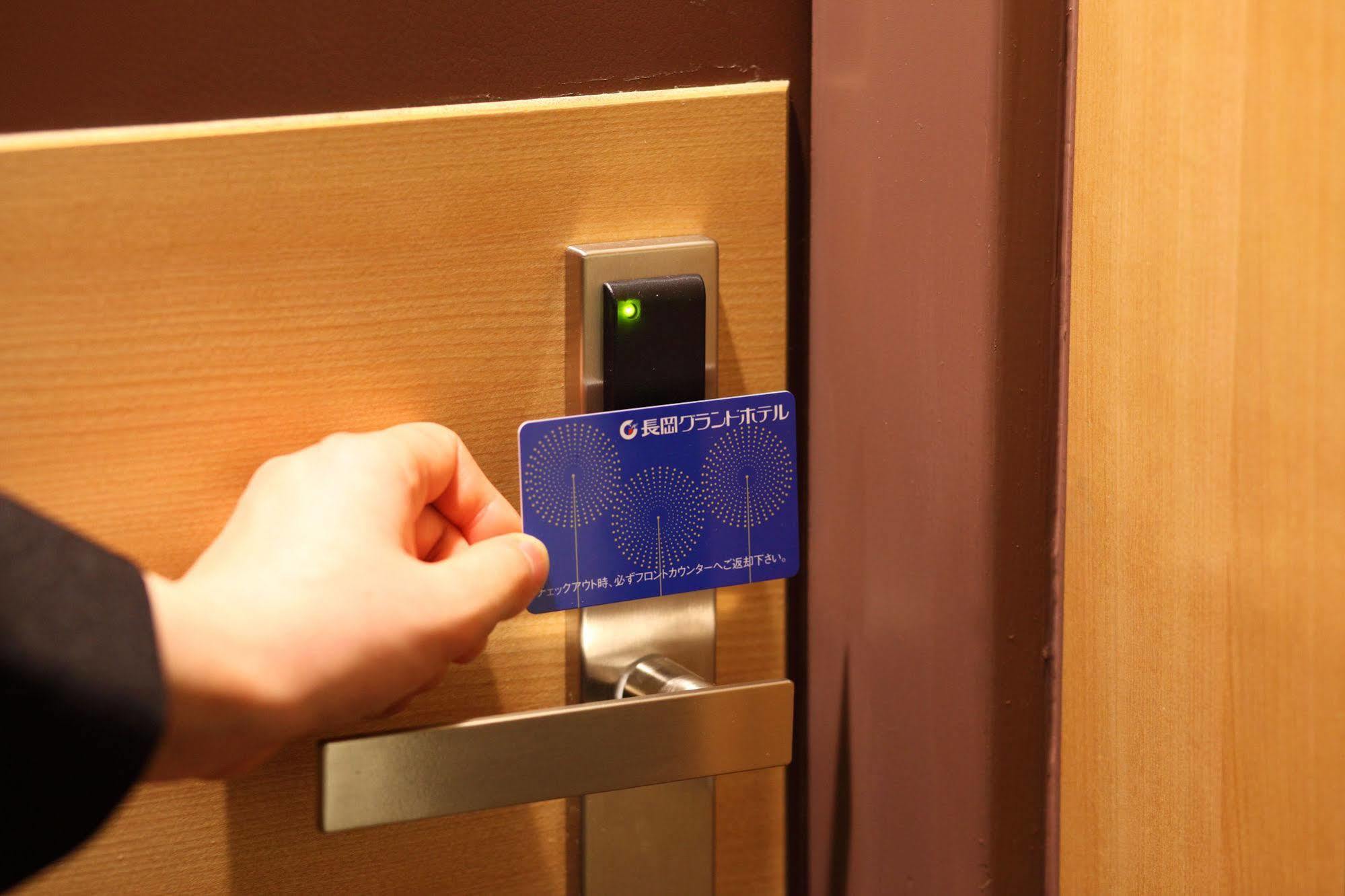 Nagaoka Grand Hotel Bagian luar foto