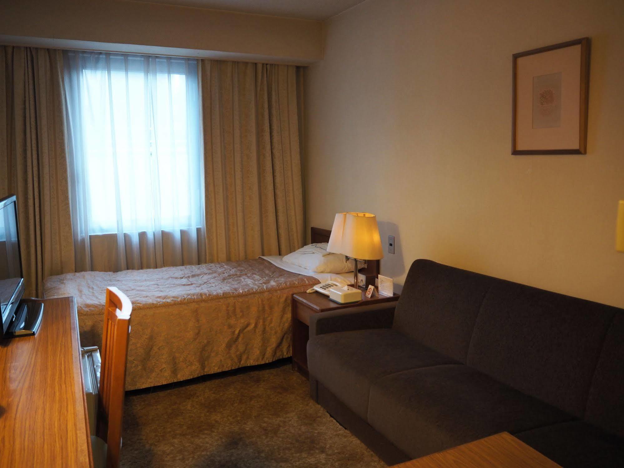 Nagaoka Grand Hotel Bagian luar foto