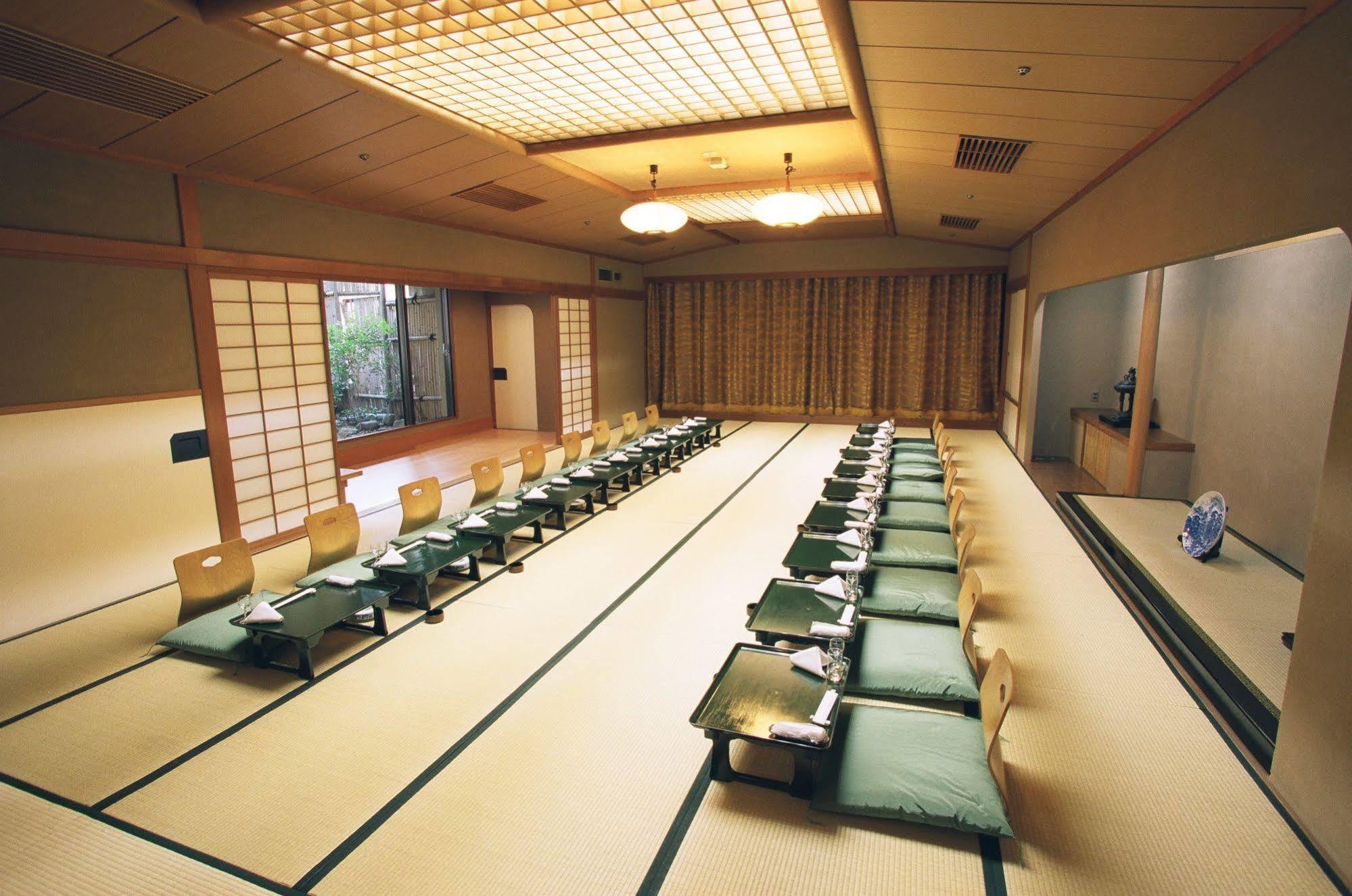 Nagaoka Grand Hotel Bagian luar foto